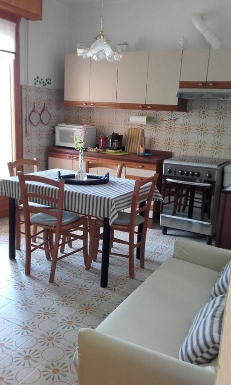 Casa Palmira Apartment Бренцоне сул Гарда Екстериор снимка