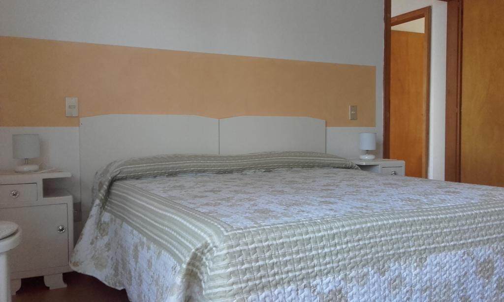 Casa Palmira Apartment Бренцоне сул Гарда Екстериор снимка