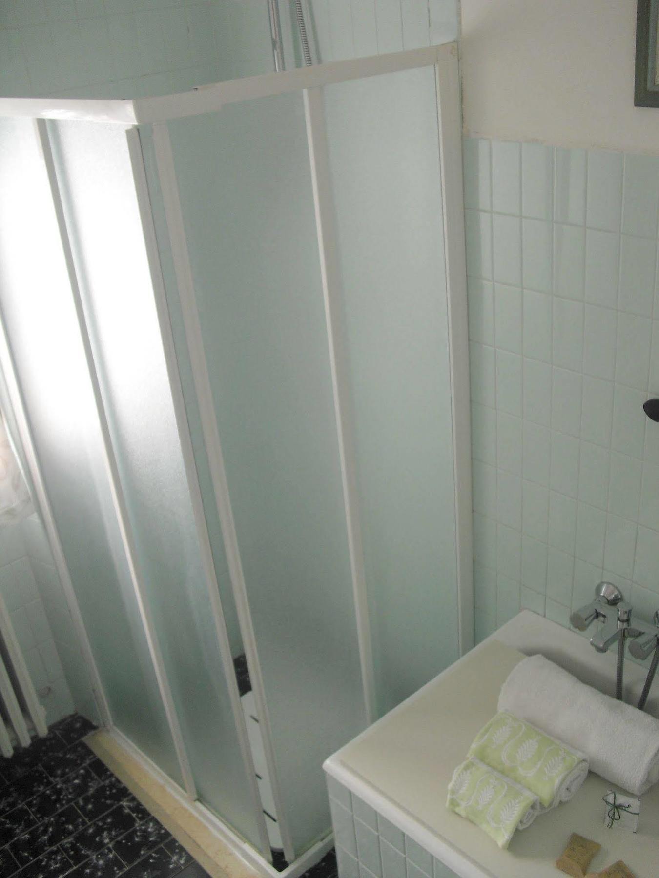 Casa Palmira Apartment Бренцоне сул Гарда Екстериор снимка
